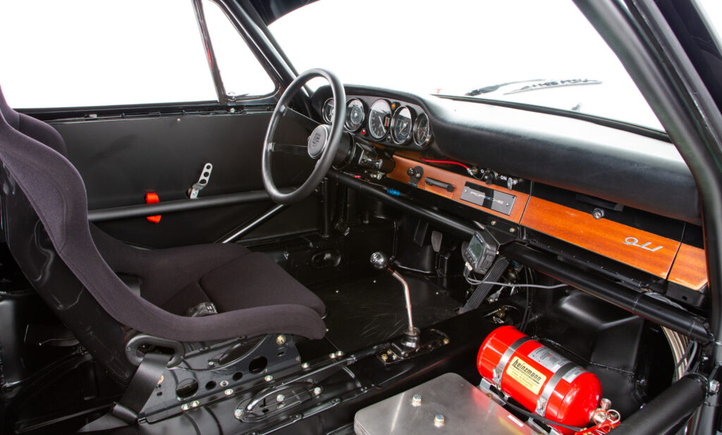 Porsche 911 2.0 Cup For Sale - Interior 6