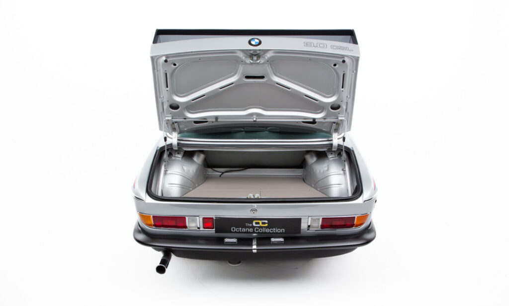 BMW 3.2 CSL Batmobile For Sale - Interior 11