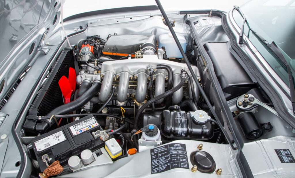 BMW 3.2 CSL Batmobile For Sale - Engine and Transmission 2