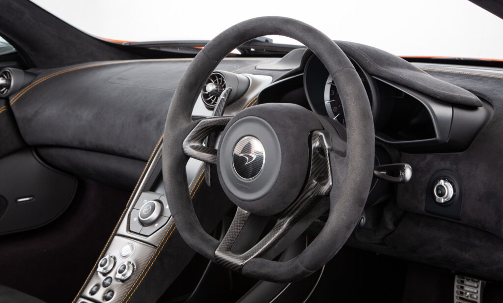 McLaren 675LT Spider For Sale - Interior 3