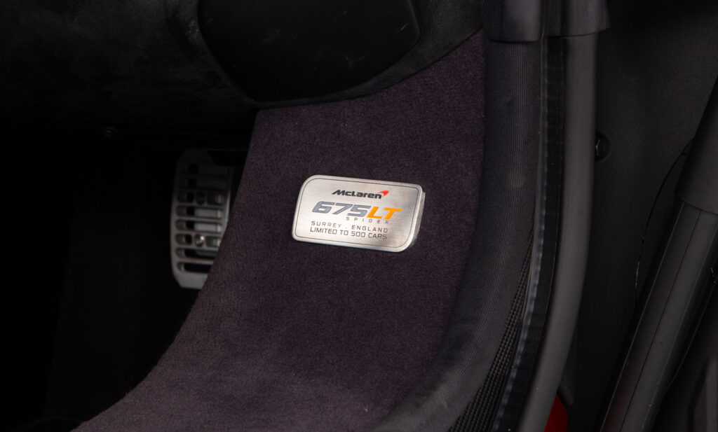 McLaren 675LT Spider For Sale - Interior 6