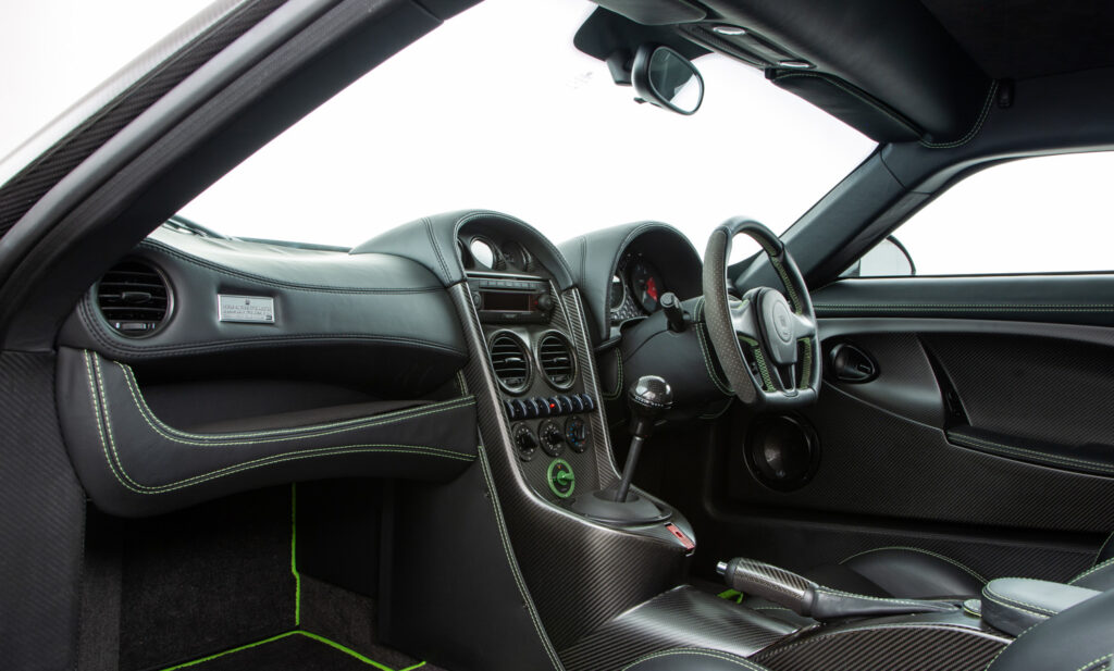 Noble M600 Carbon Sport For Sale - Interior 9