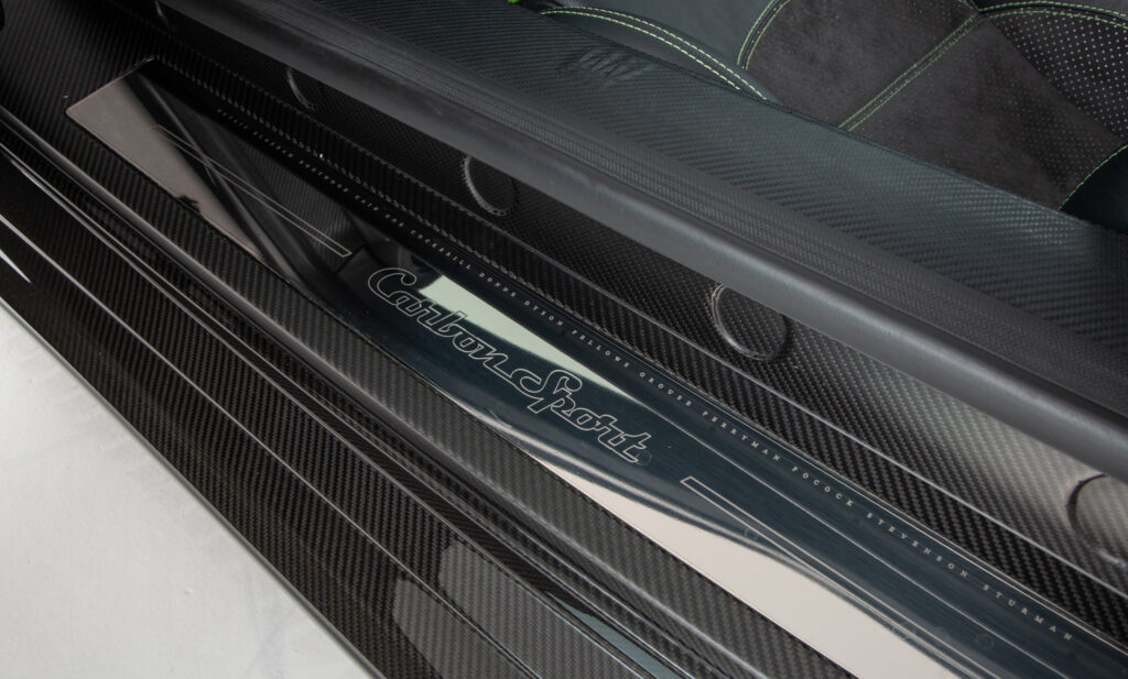 Noble M600 Carbon Sport For Sale - Interior 5