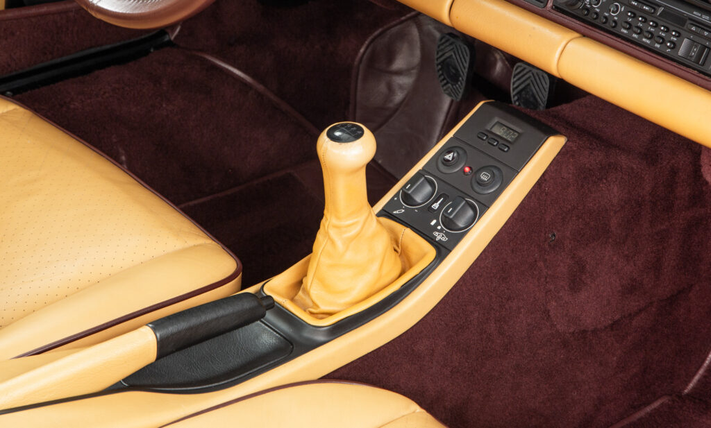 Porsche 959 Komfort For Sale - Interior 9