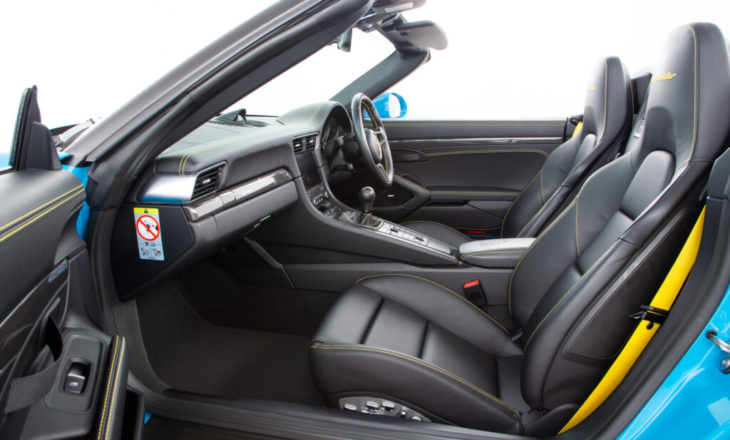 Porsche 911 Speedster For Sale - Interior 1
