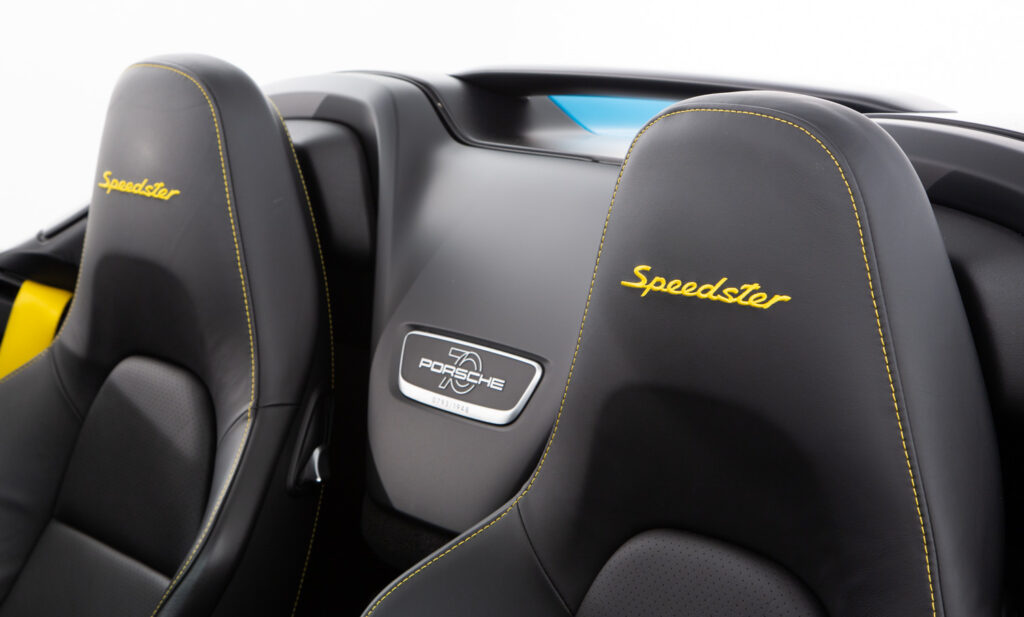Porsche 911 Speedster For Sale - Interior 12