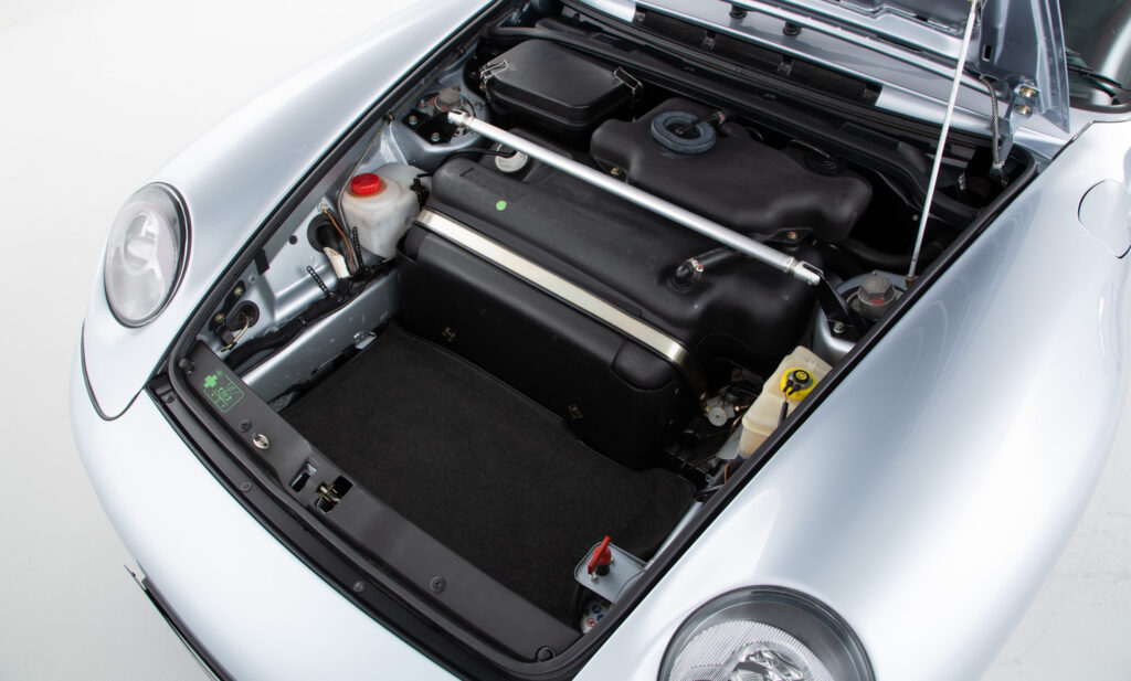 Porsche 911 (993) Carrera RS For Sale - Interior 10